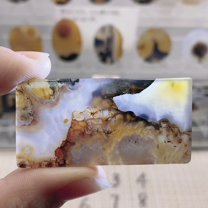 玛瑙/玉髓未镶嵌颈饰