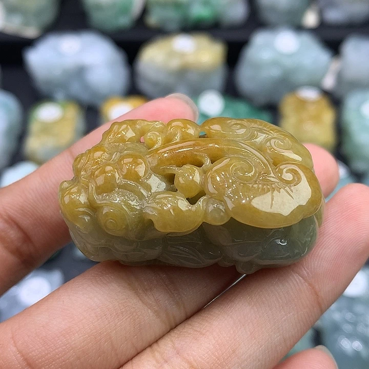 翡翠未镶嵌颈饰天然缅甸翡翠