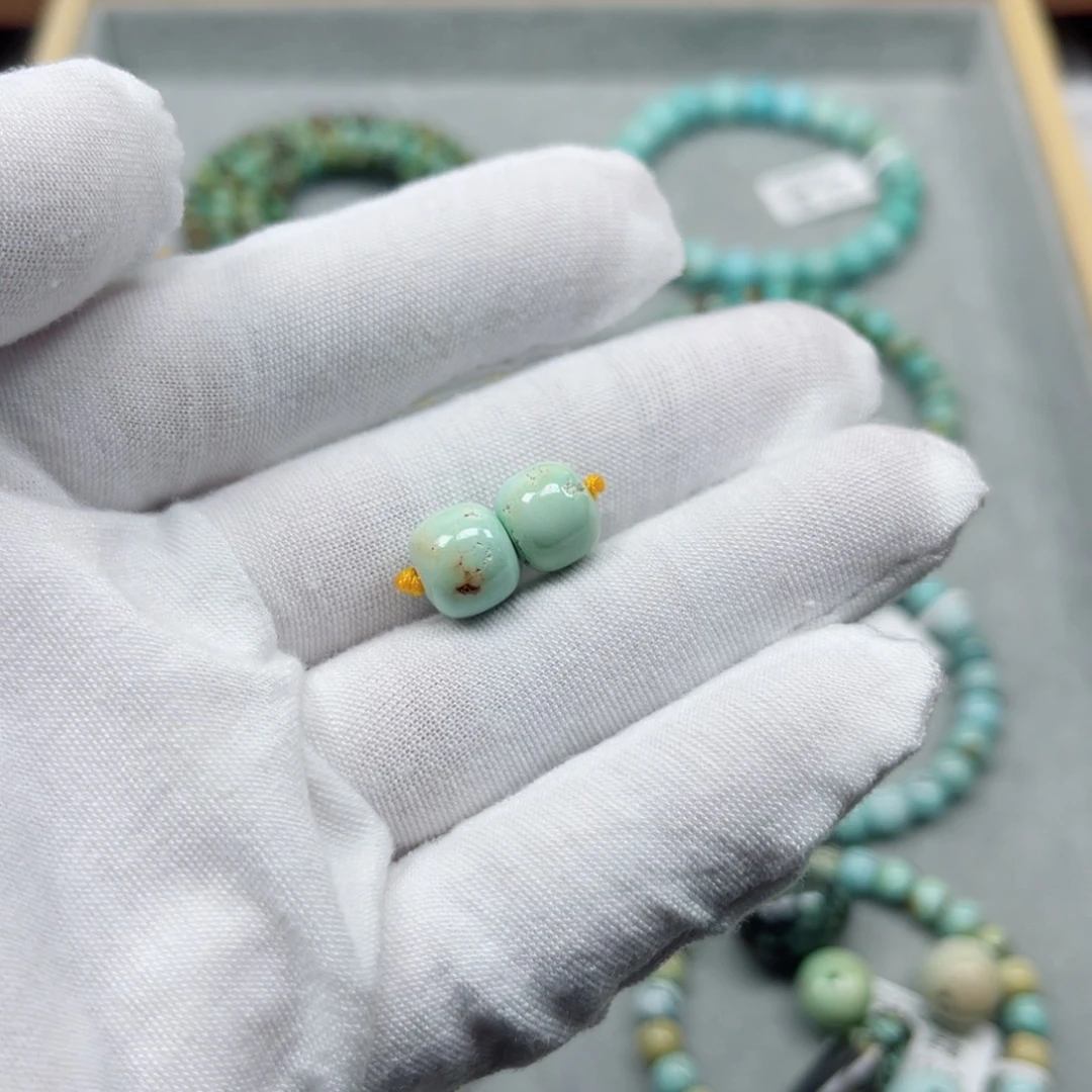 绿松石未镶嵌挂件