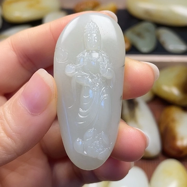 和田玉未镶嵌颈饰