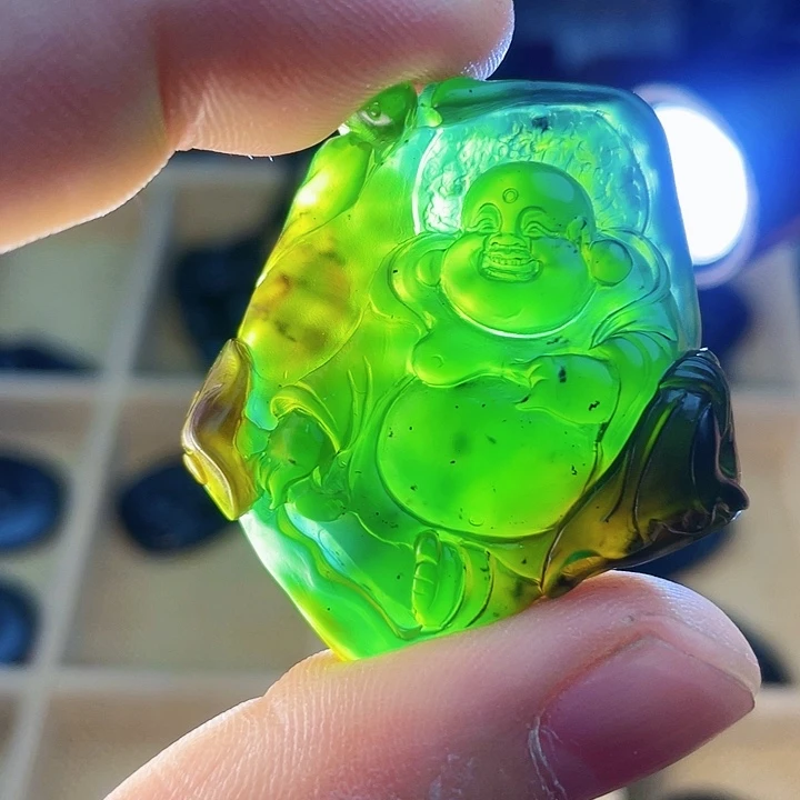 蛇纹石玉未镶嵌挂件