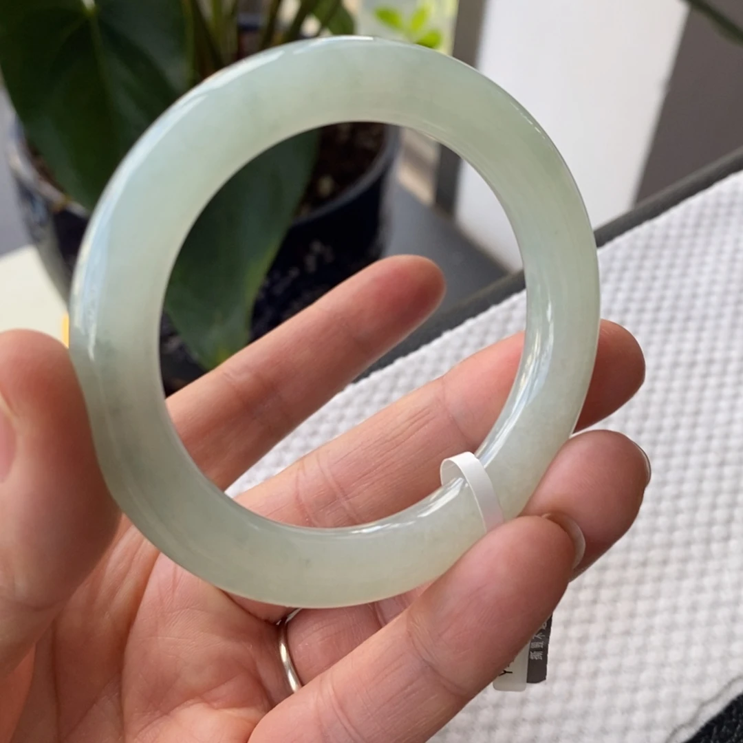 翡翠未镶嵌手镯8号