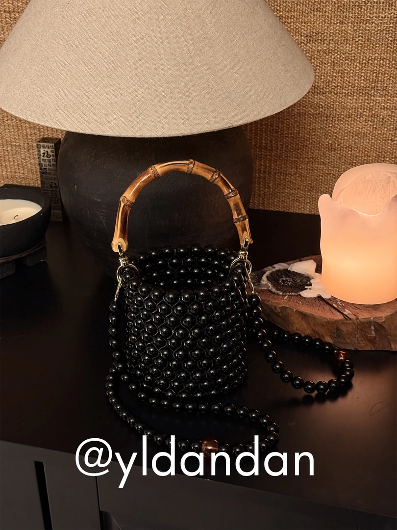 @yldandan|阿娜亚古典简约复古黑圆珠竹节春夏手提休闲包