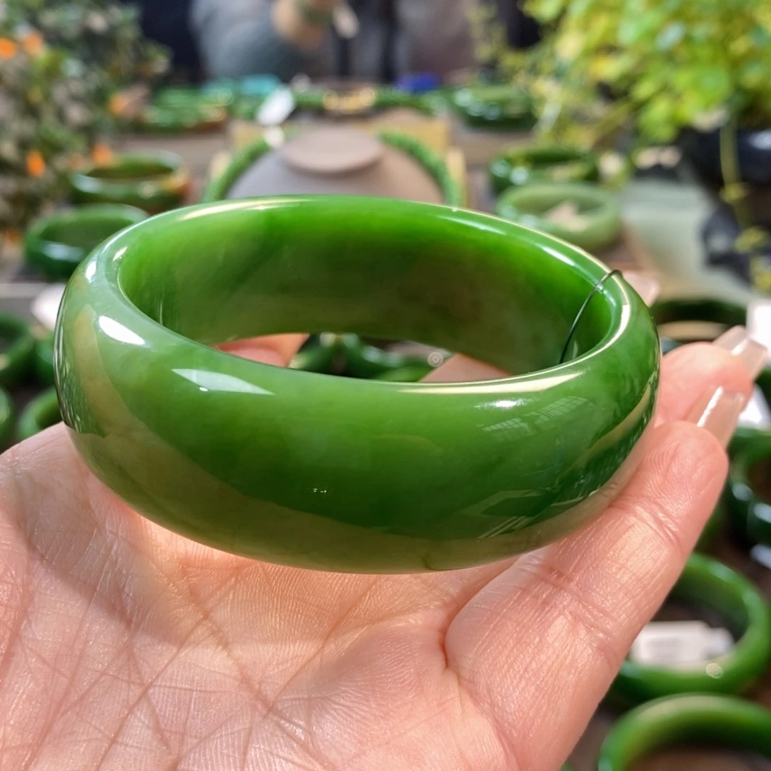 和田玉（碧玉）手镯未镶嵌