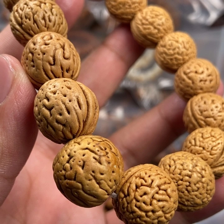 猴头核桃吊坠李**@今天