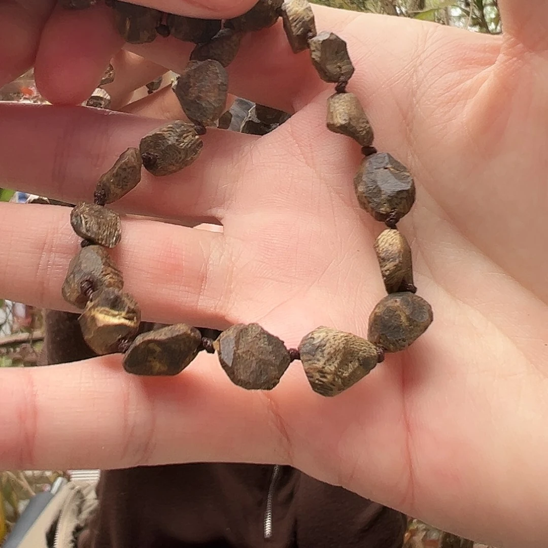 沉香手串柒*沉水树丁单圈多样性发货一条5克➕