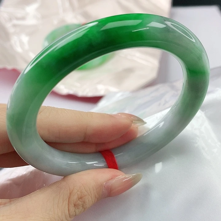 未镶嵌手镯翡翠，664