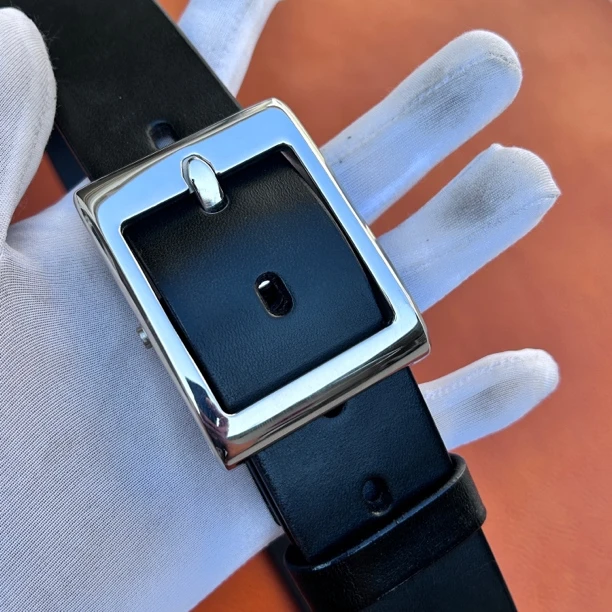 304不锈钢搭配意大利植鞣头层牛皮