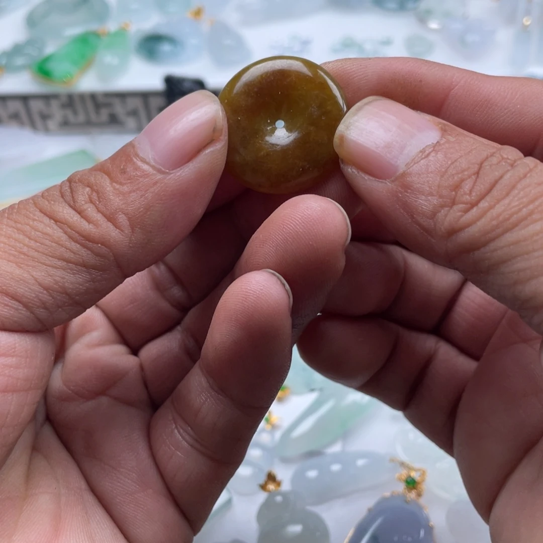 翡翠未镶嵌颈饰翡翠平安扣