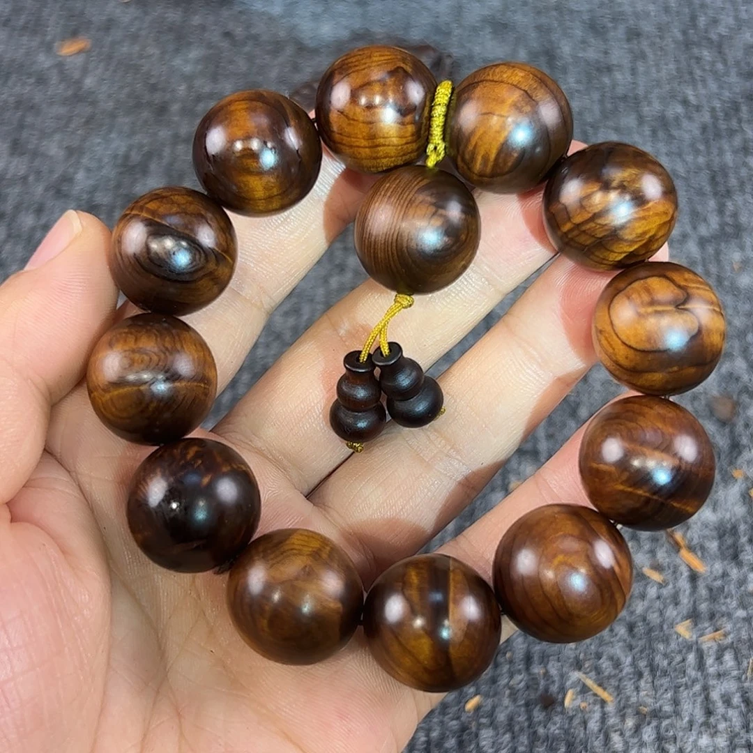 奔***子崖柏太行崖柏雷击木龙胆纹，手工珠20