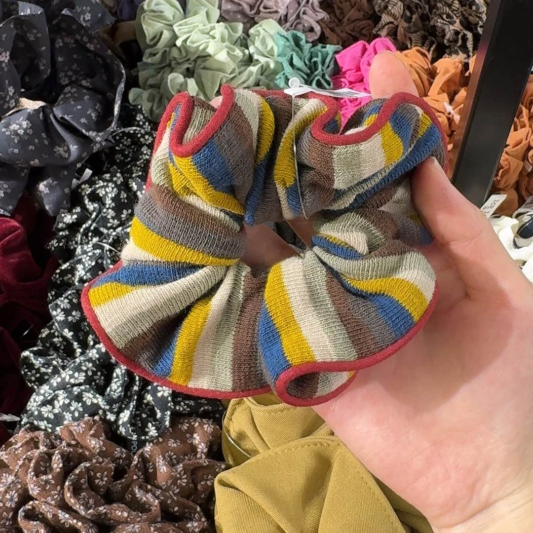 非金属无彩色毛线圈圈肠