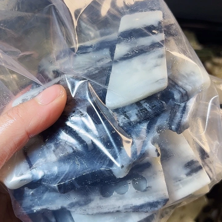 碧石珠宝奇石合金