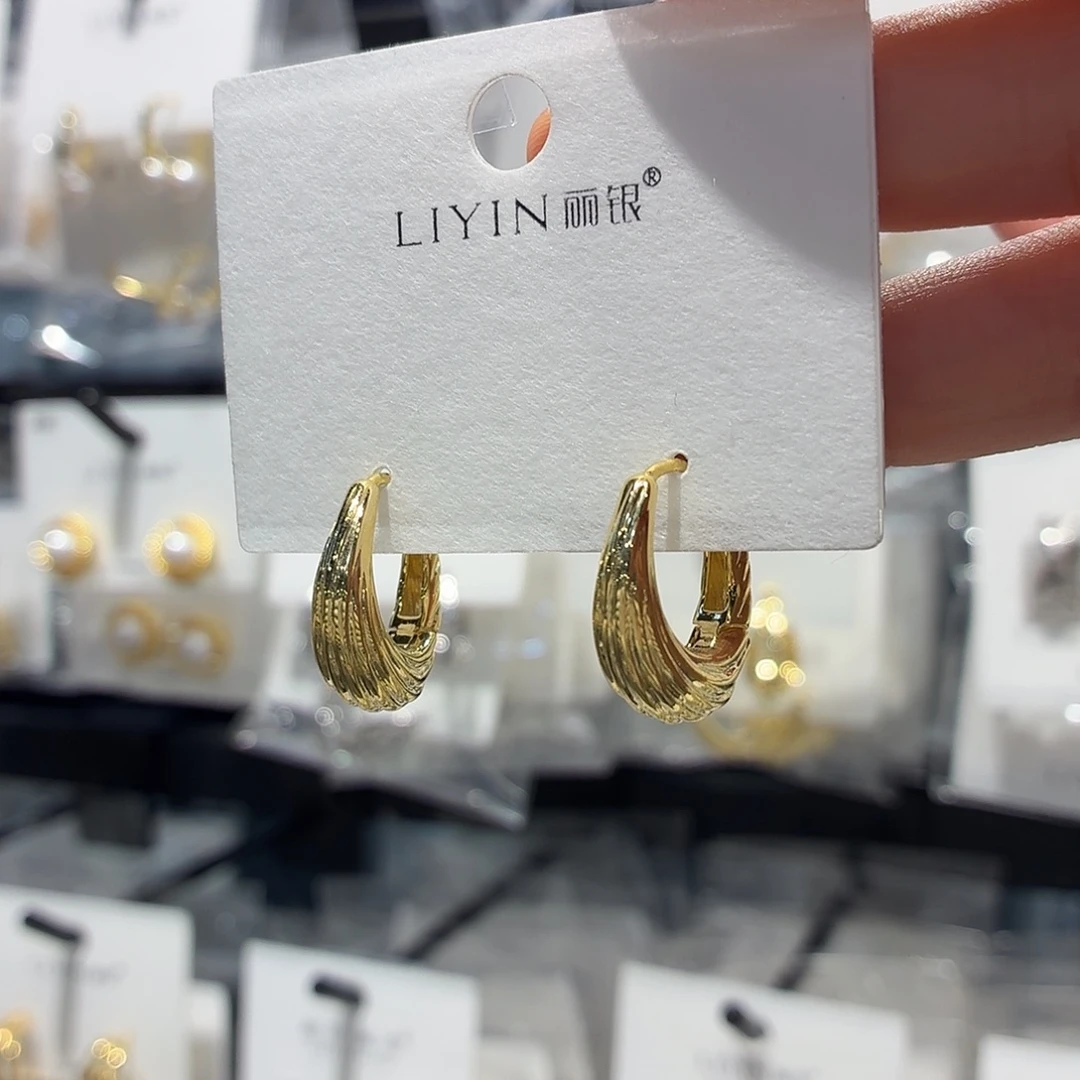 锆石纯铜合金耳扣