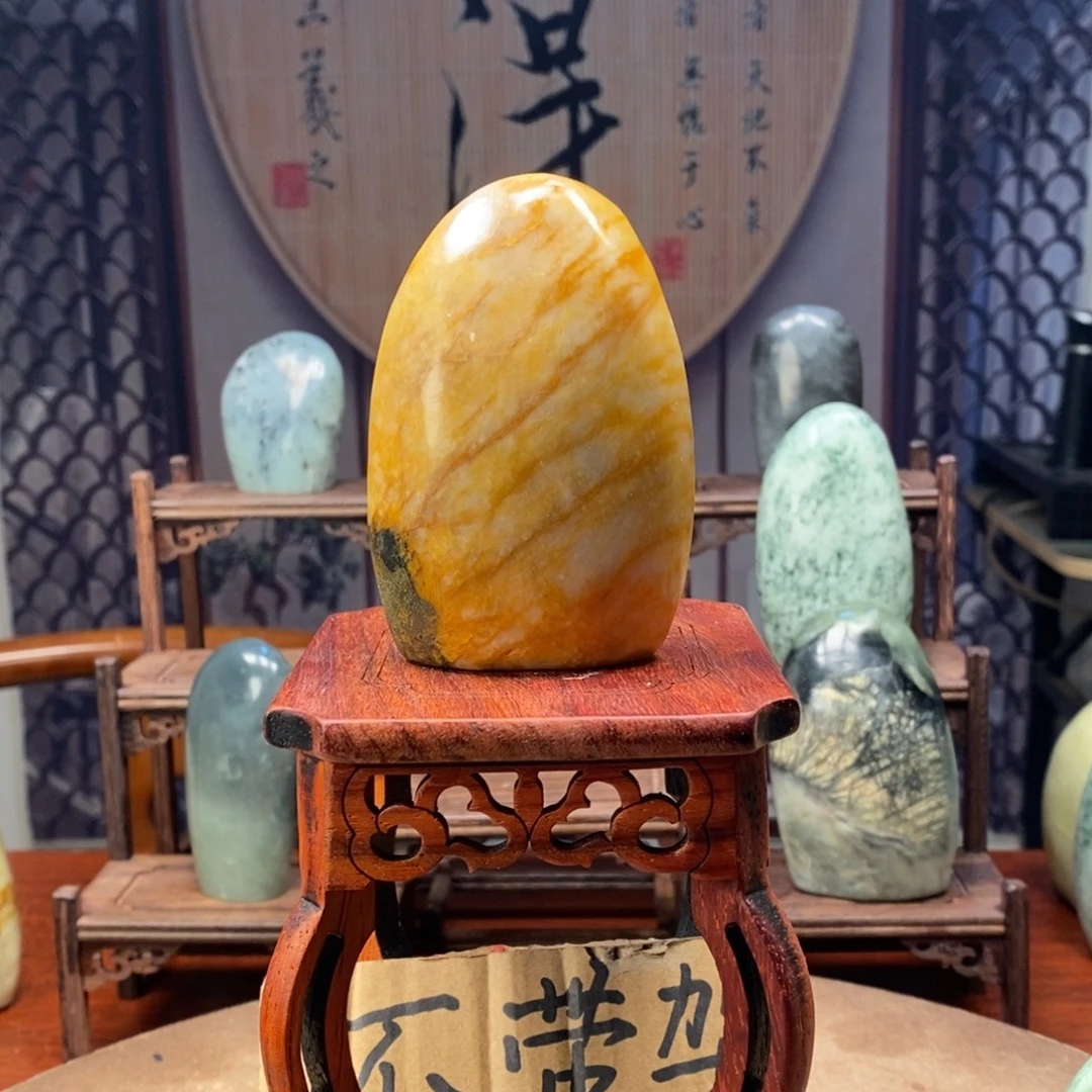 用***8岫玉未镶嵌珠宝奇石
