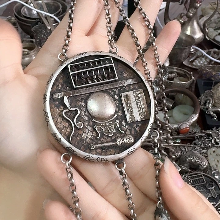 灵***哥无足银抓周盘一个