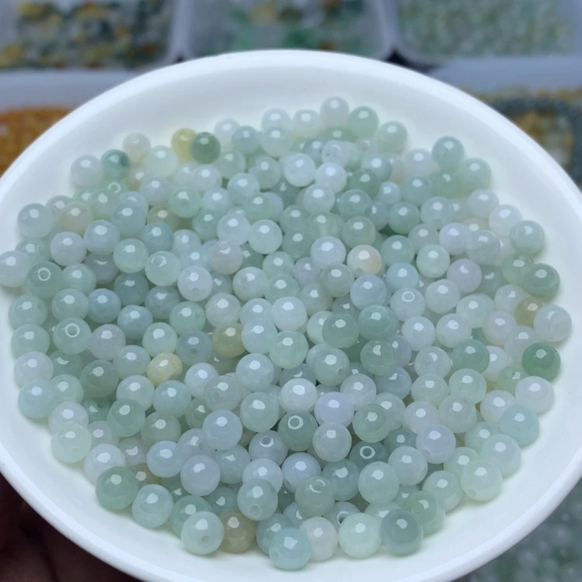 【闪购商品】翡翠手链未镶嵌卡5.4冰晴100个