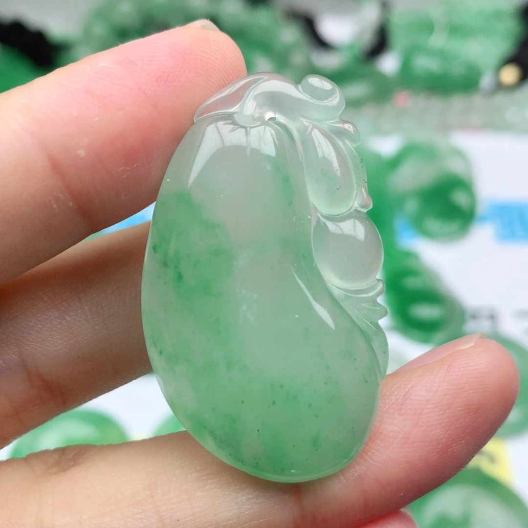 石英质玉天然玉石多样性随机发其一未镶嵌