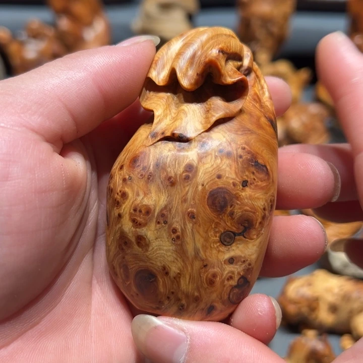 柏木（崖柏）点点关注
