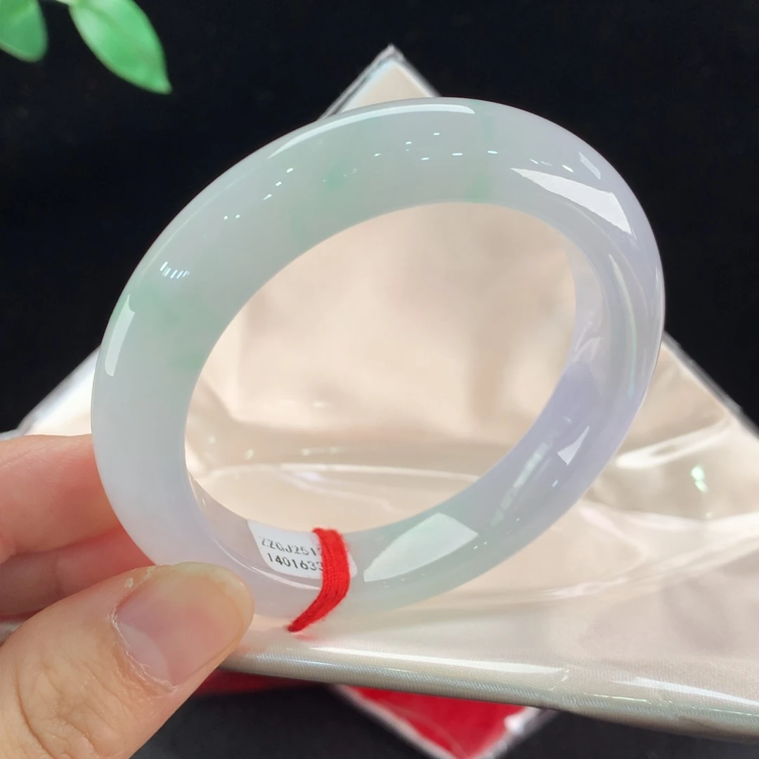 翡翠未镶嵌手镯1633