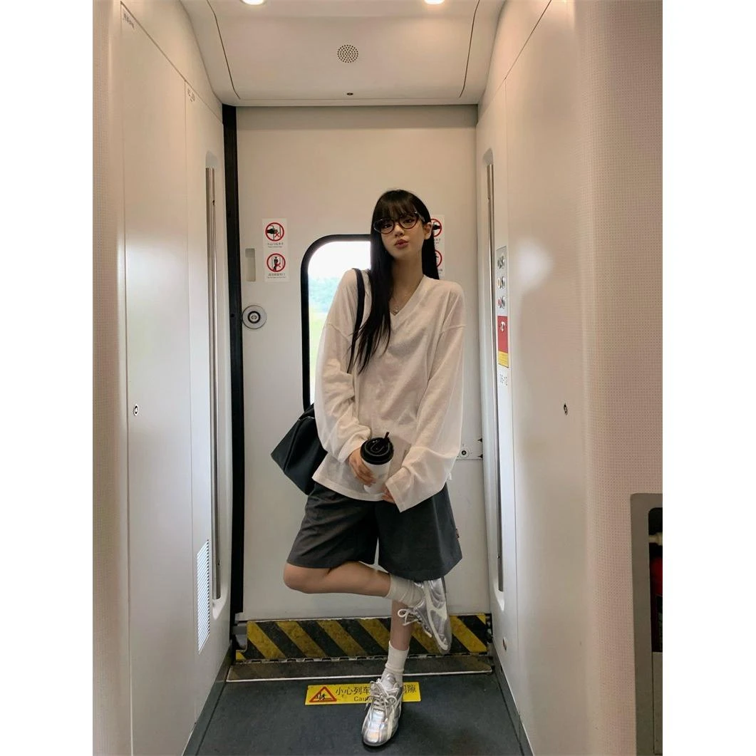 慵懒风V领纯色休闲罩衫上衣女装夏季休闲灰色宽松垂感中裤两件套