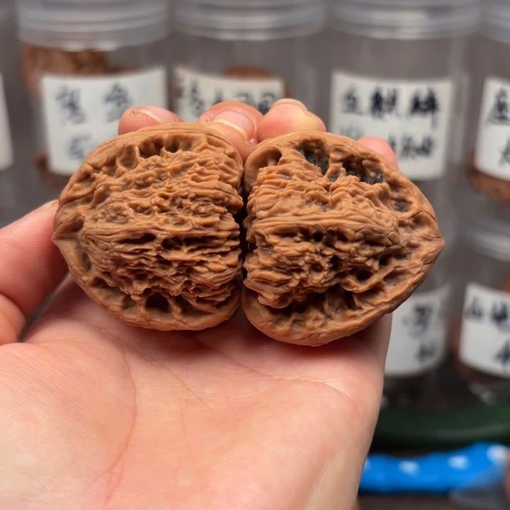 吊坠桃核42异性南疆石