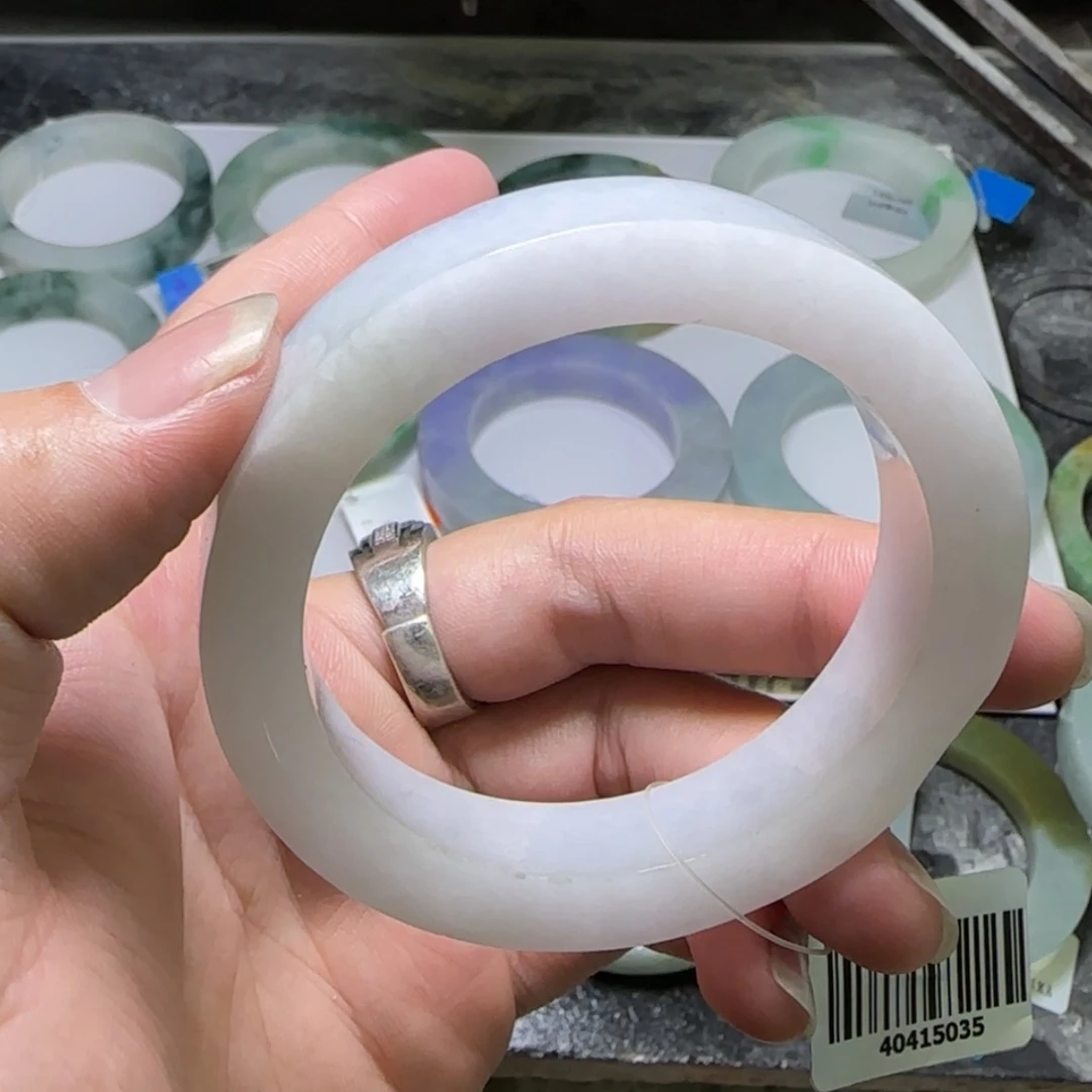 【闪购商品】定制翡翠翡翠未镶嵌倔****子