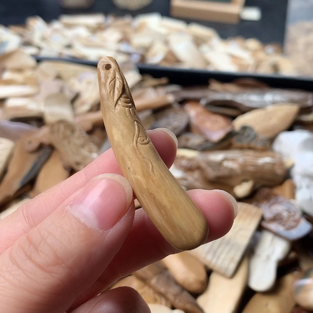 泥塑不打孔联系客服