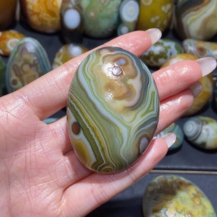 【闪购商品】未镶嵌玛瑙/玉髓珠宝奇石w w