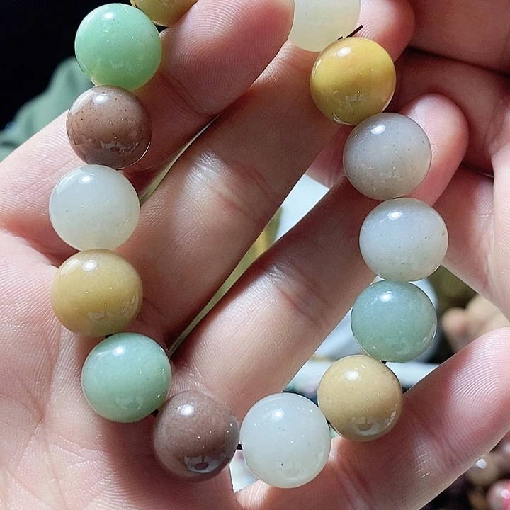 密玉（石英质玉）未镶嵌颈饰