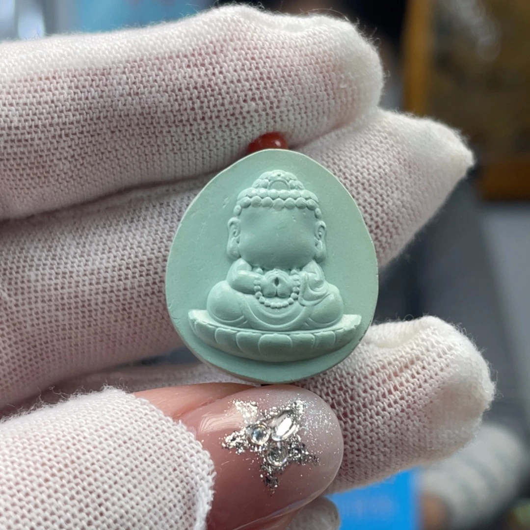 绿松石未镶嵌挂件