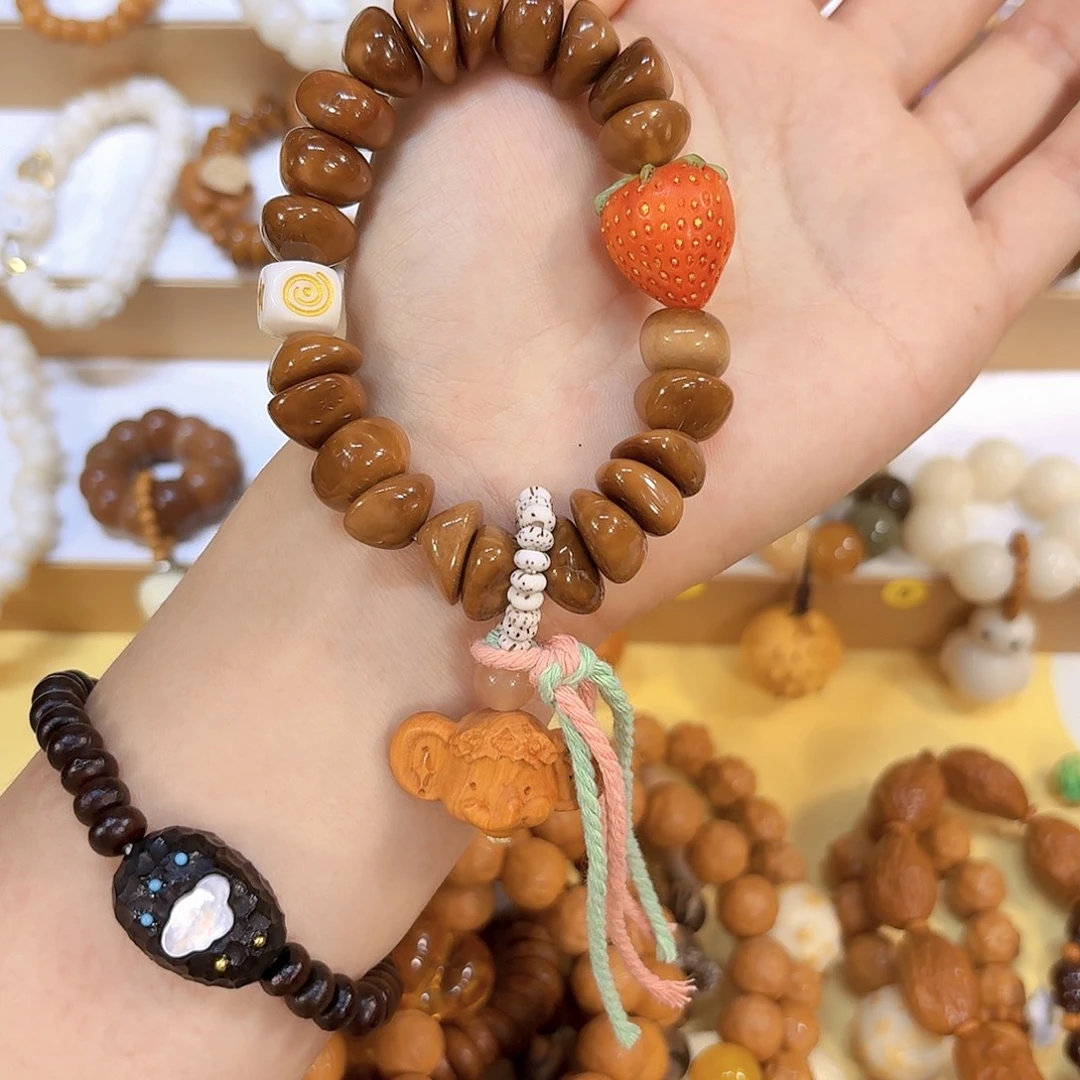 星月菩提吊坠库克随行➕草莓