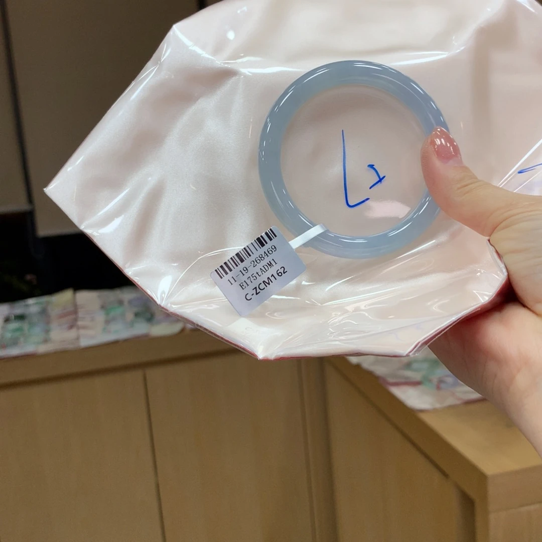 未镶嵌手镯翡翠不退不换