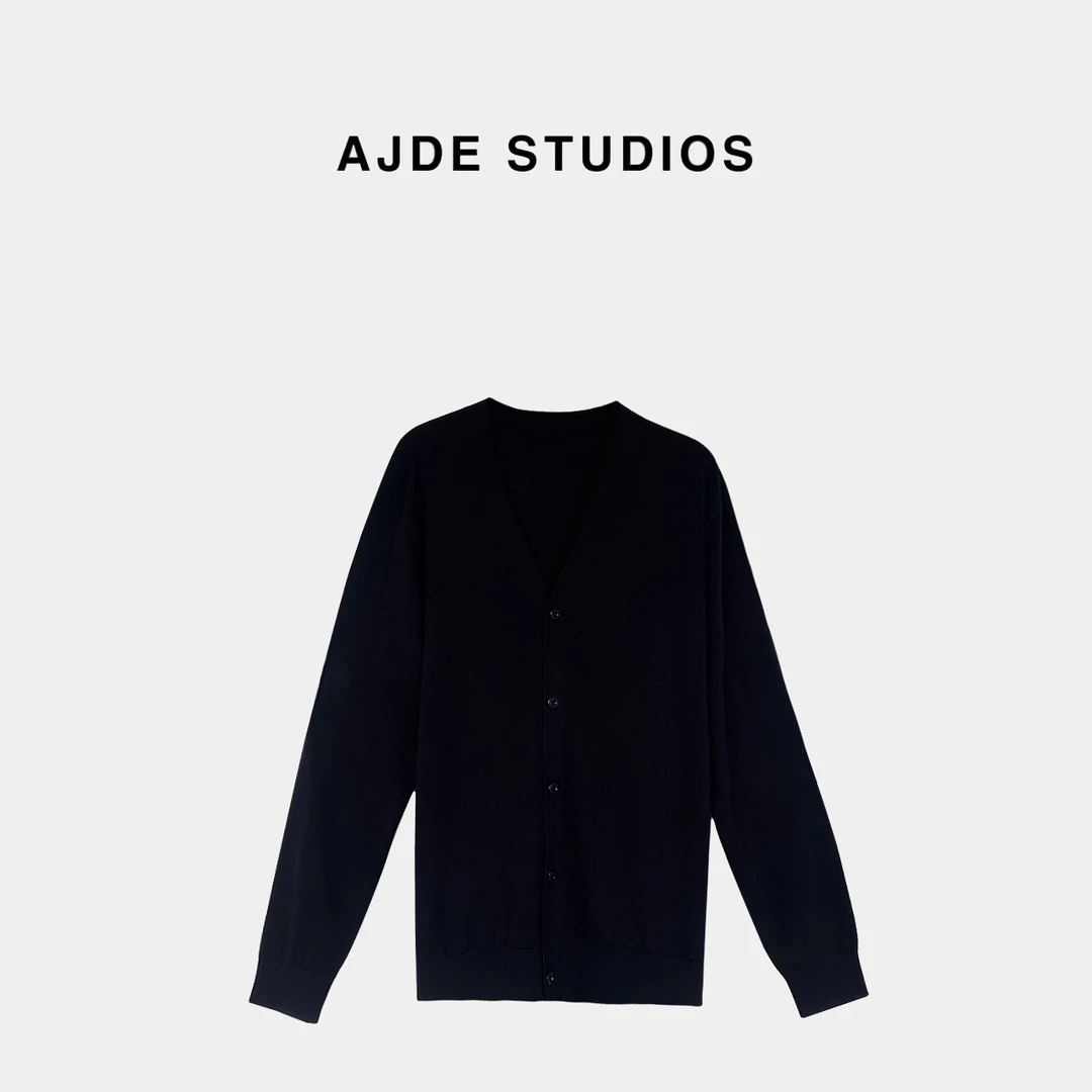 AJDE｜男士V领开衫秋冬穿搭09