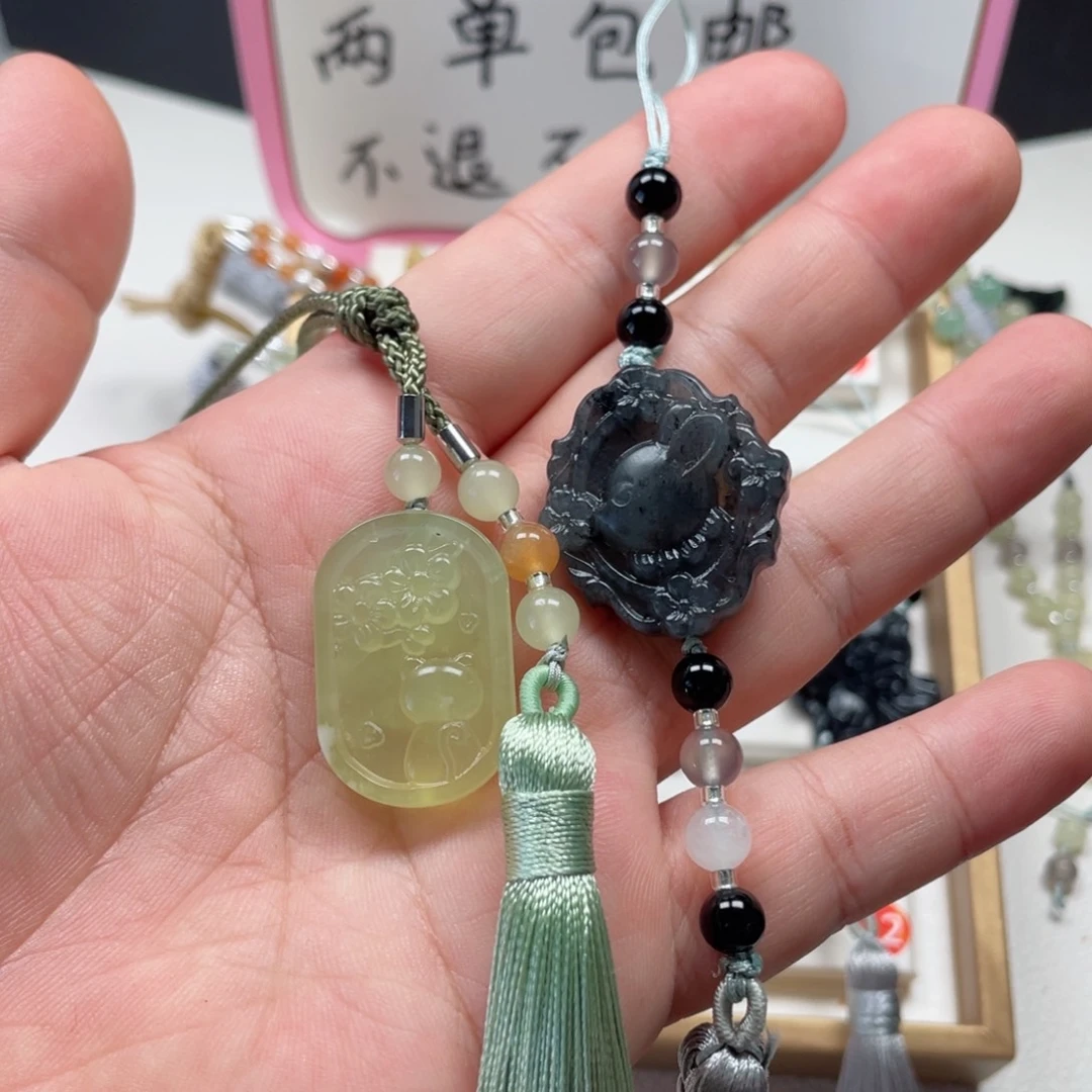 未镶嵌蛇纹石玉颈饰