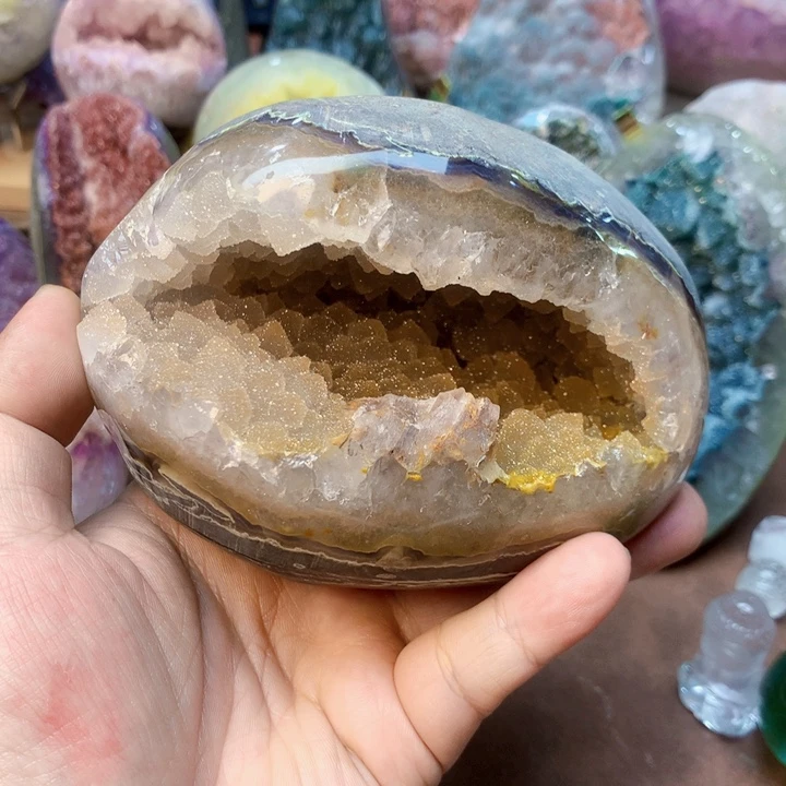 心***未镶嵌大型摆件（非配饰）紫晶