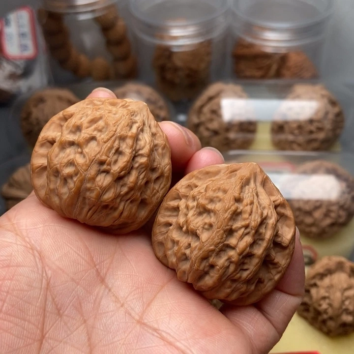 文玩核桃把件公子