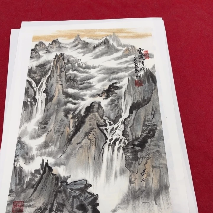 国画花鸟等图案为主线