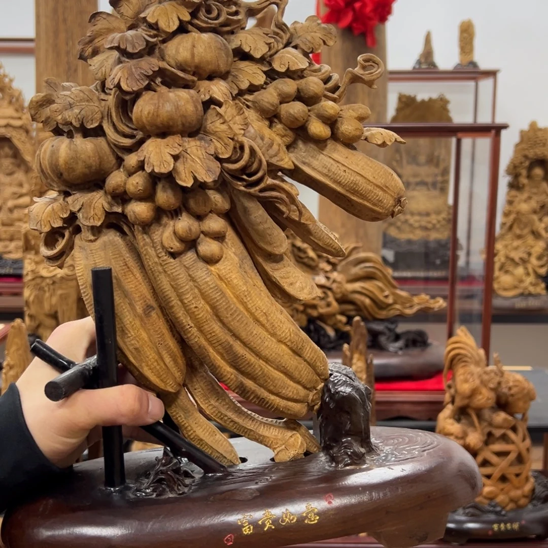 香包硕果累累，富贵如意