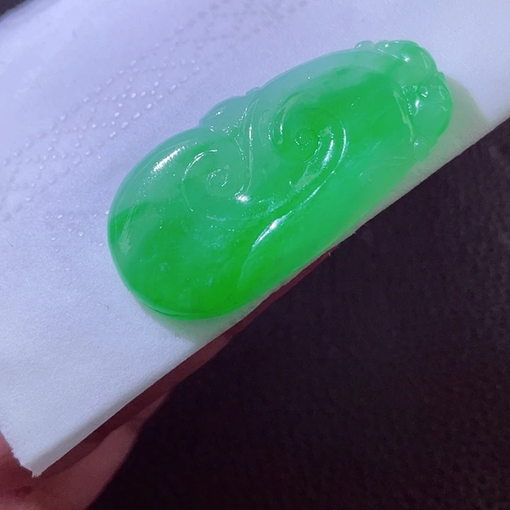 定制翡翠未镶嵌翡翠