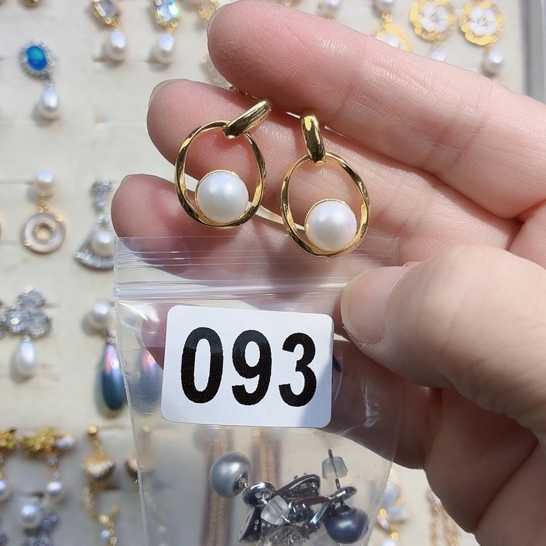 淡水珍珠耳饰合金