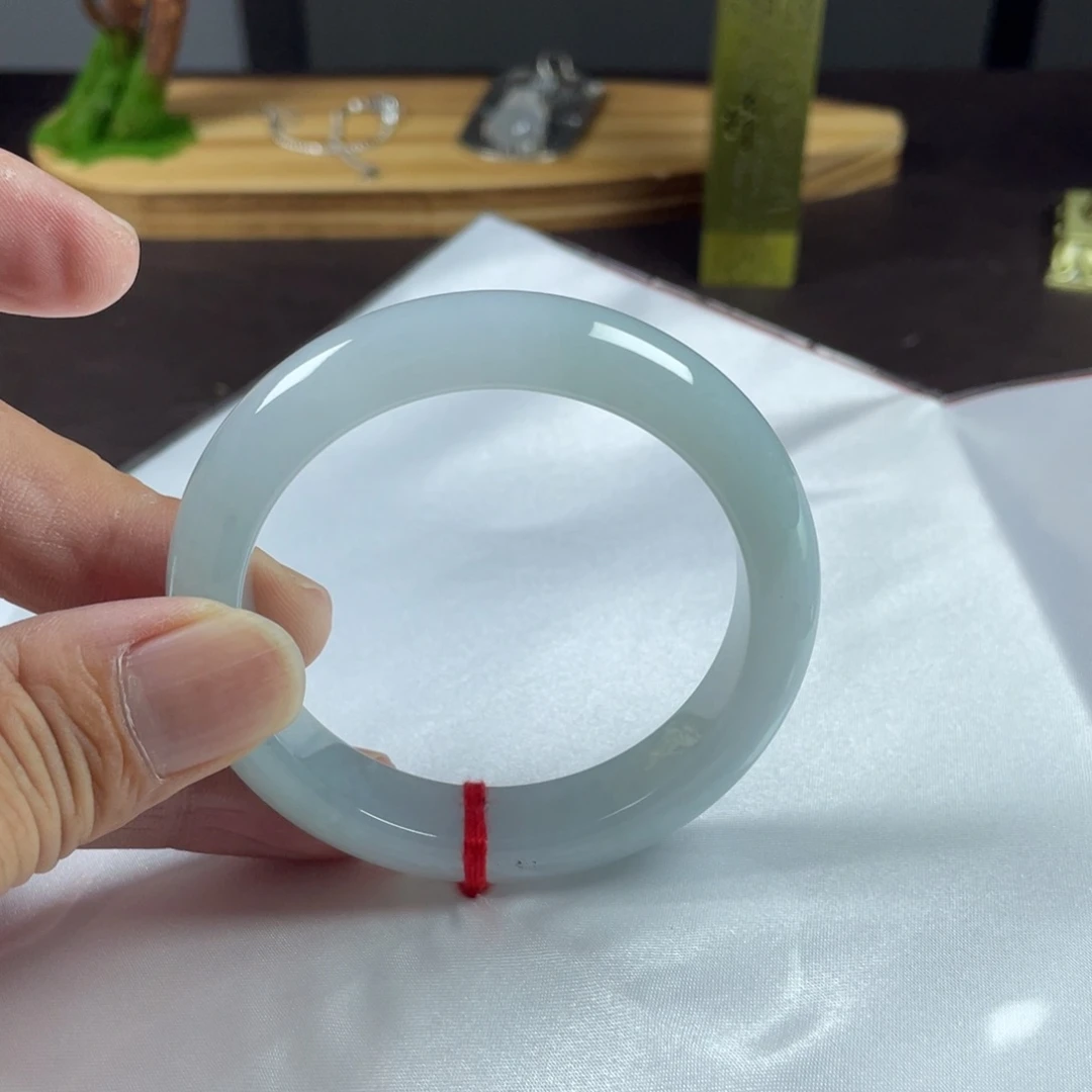 翡翠手镯未镶嵌56糯冰细腻起胶