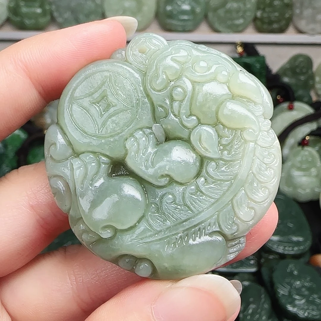 和田玉未镶嵌颈饰