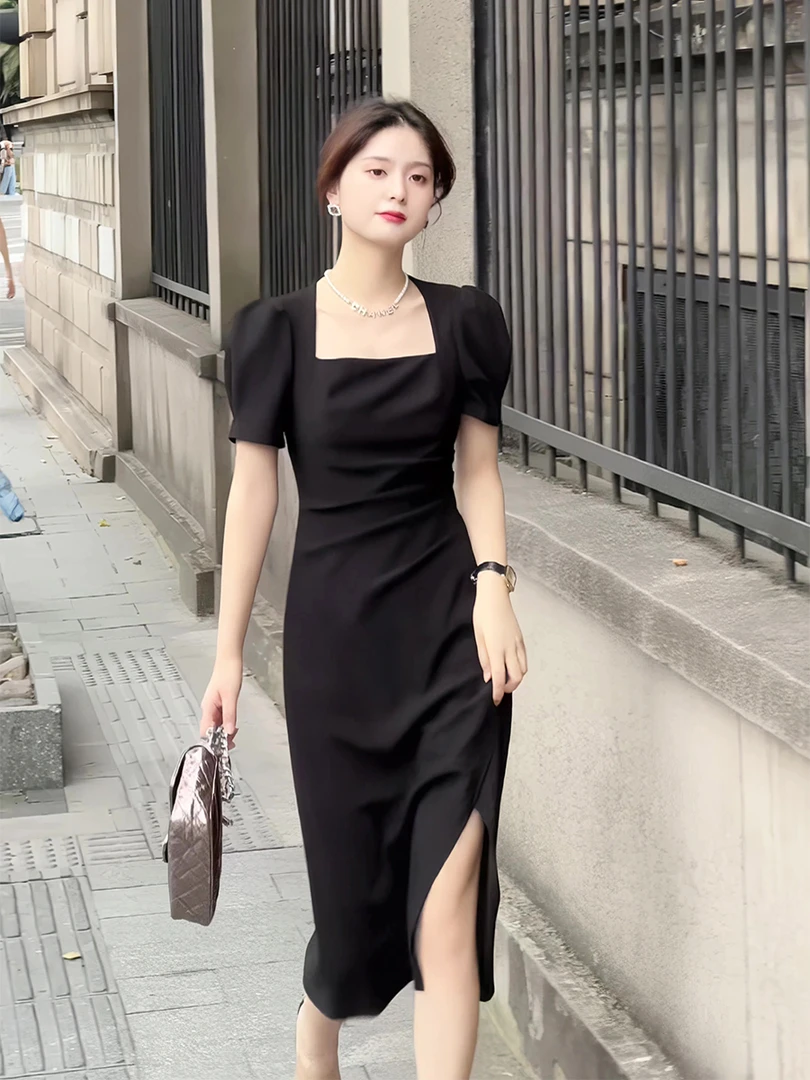 法式赫本风黑色连衣裙夏季新款高级感修身显瘦气质女神范开叉裙了