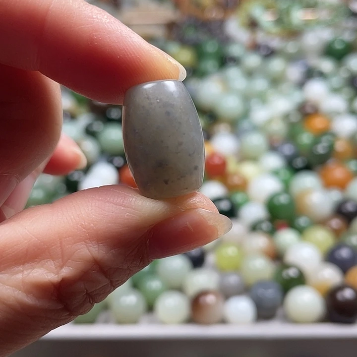 未镶嵌和田玉车挂