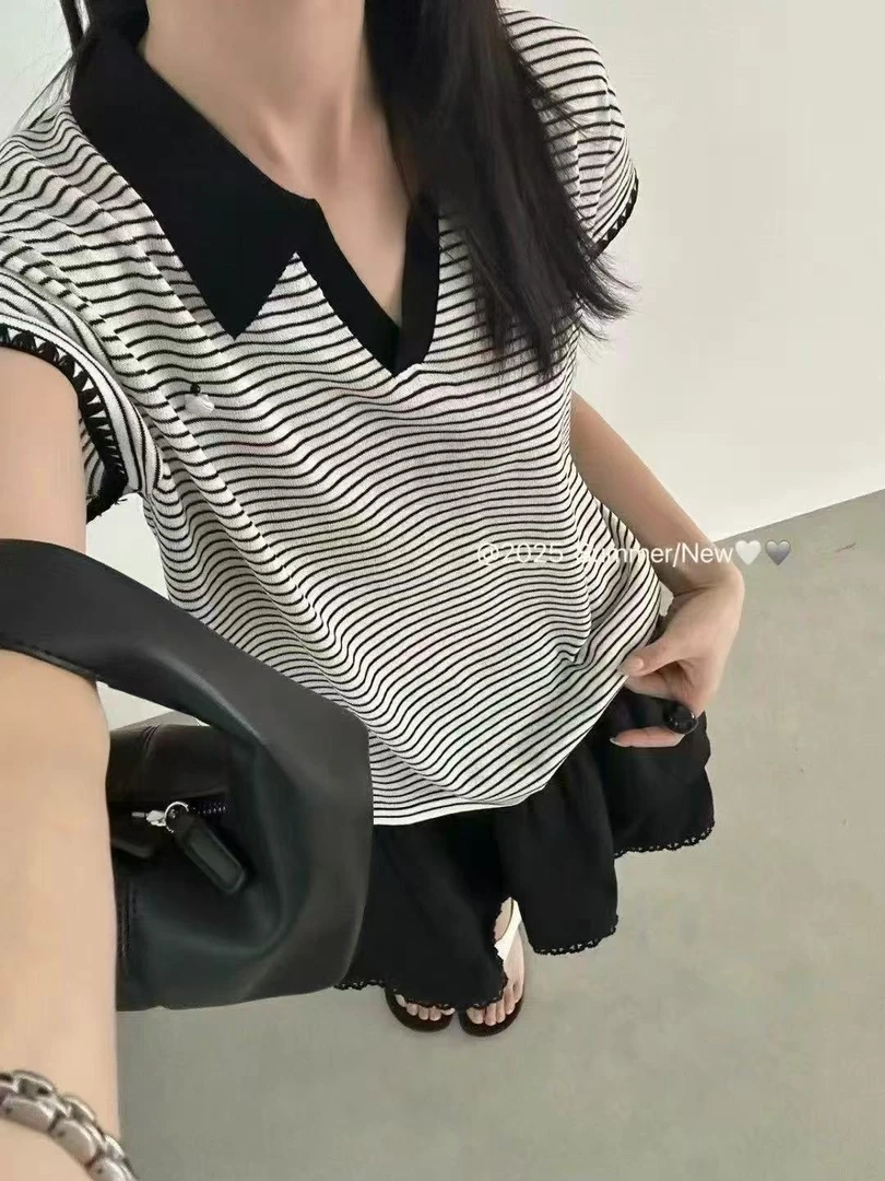 5101佳选轻奢新款设计感时尚显瘦百搭条纹上衣