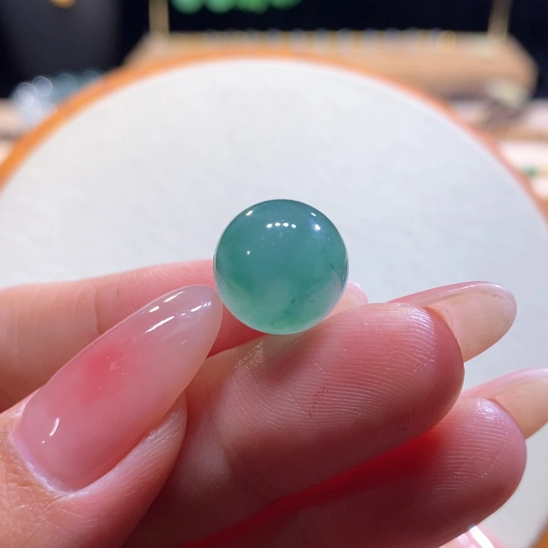 翡翠未镶嵌吊坠(不含链)翡翠冰蓝底飘花珠卡13.6m