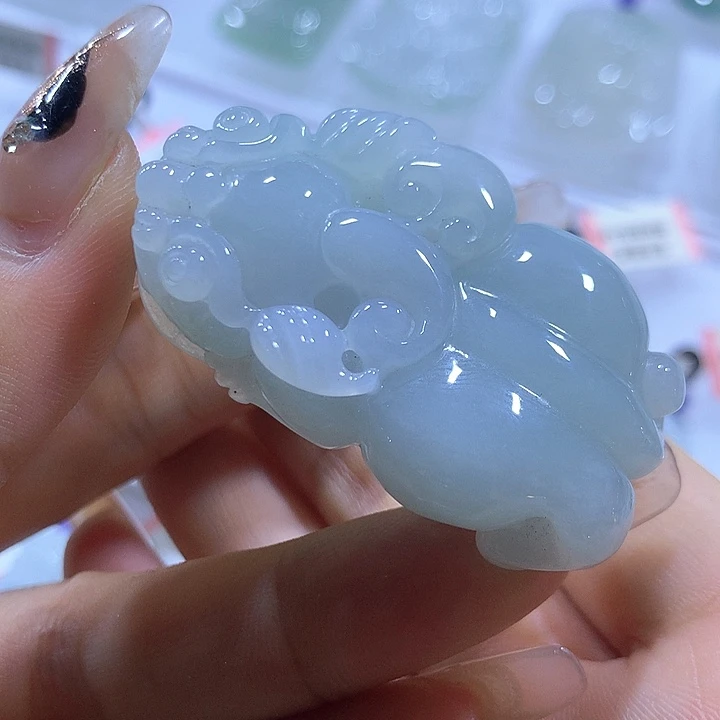颈饰未镶嵌翡翠天然翡翠A货吊坠