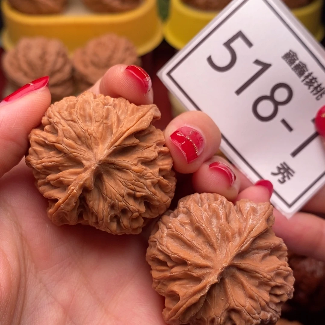 文玩核桃把件苹果园40