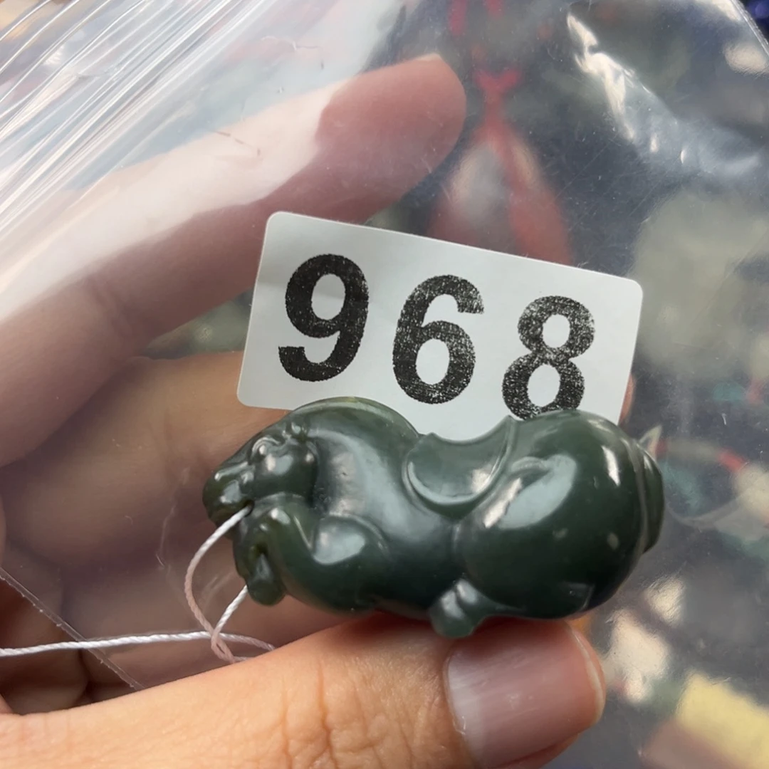 和田玉未镶嵌珠宝奇石