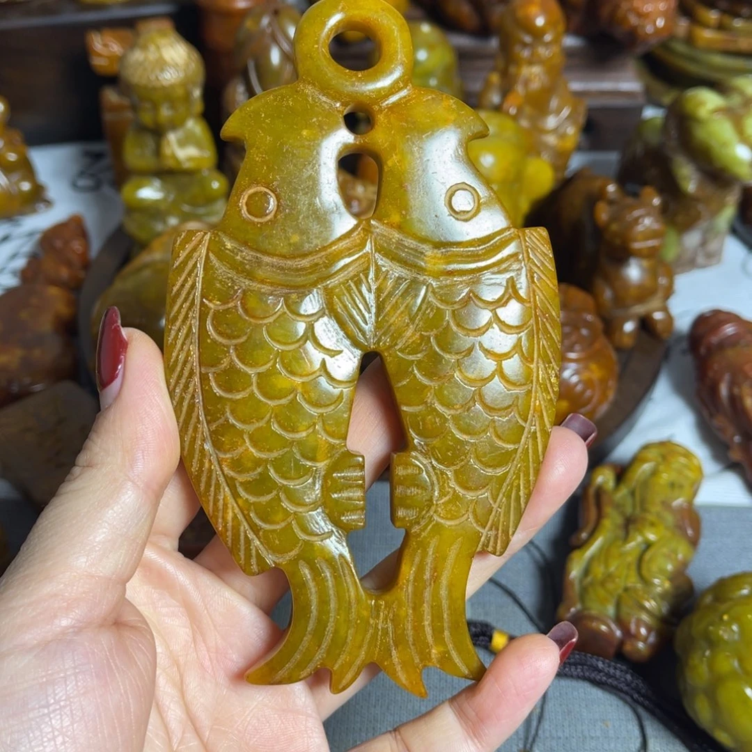 蛇纹石玉合金颈饰